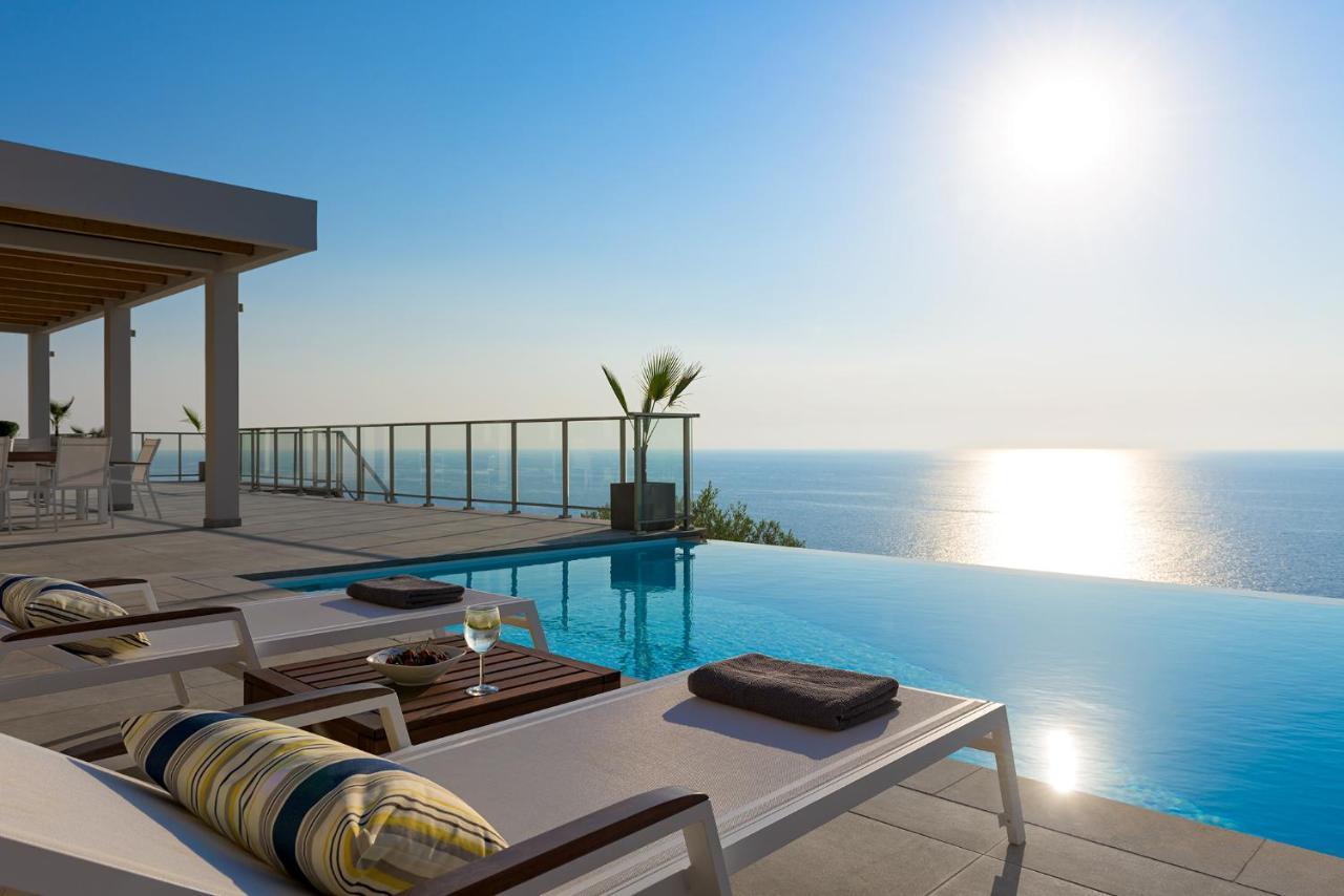 Kathisma Bay Villas - Luxury Villas- Villa Oceanos กาลามิตซี ภายนอก รูปภาพ