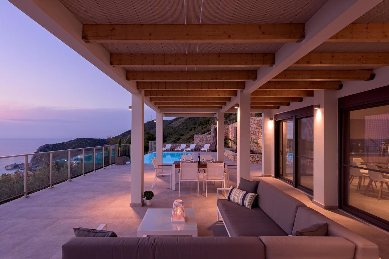 Kathisma Bay Villas - Luxury Villas- Villa Oceanos กาลามิตซี ภายนอก รูปภาพ