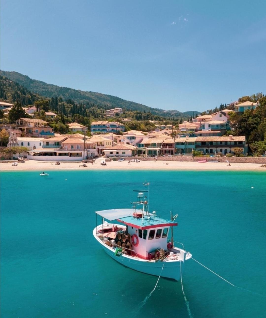 Kathisma Bay Villas - Luxury Villas- Villa Oceanos กาลามิตซี ภายนอก รูปภาพ